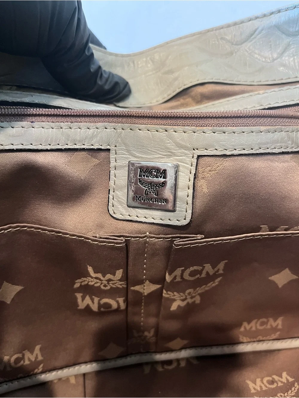 MCM VISETOS MONOGRAM MESSENGER BAG